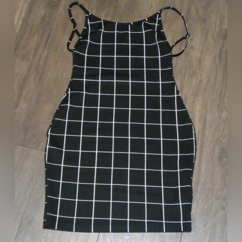 Shein women's mini black and white dress.